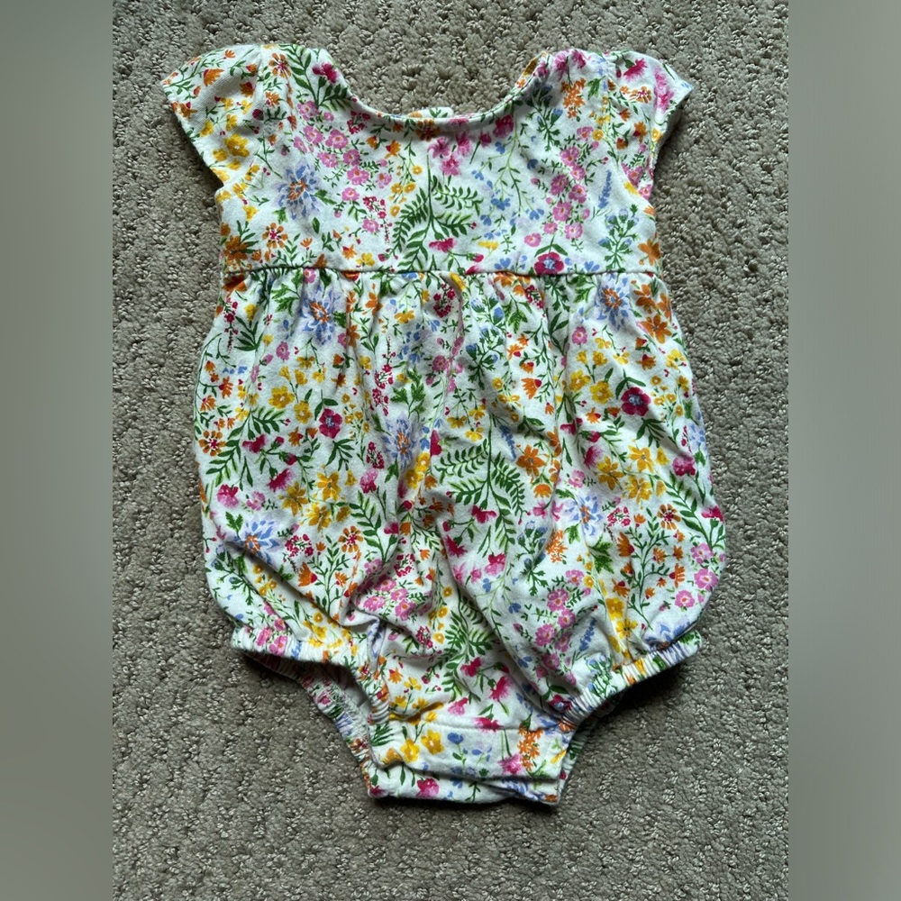 Sweet Floral Old Navy Baby Outfit